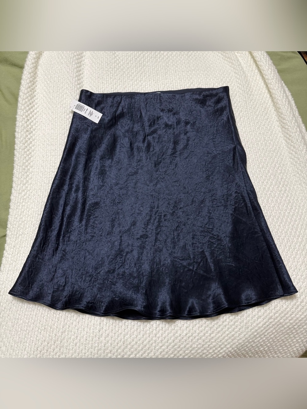 10 | NWT Babaton Navy Satin Skirt
